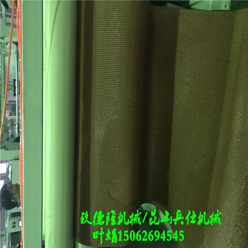 TPV/TPE预制型塑胶跑道设备 江苏透气性塑胶卷材生产线的创新与应用